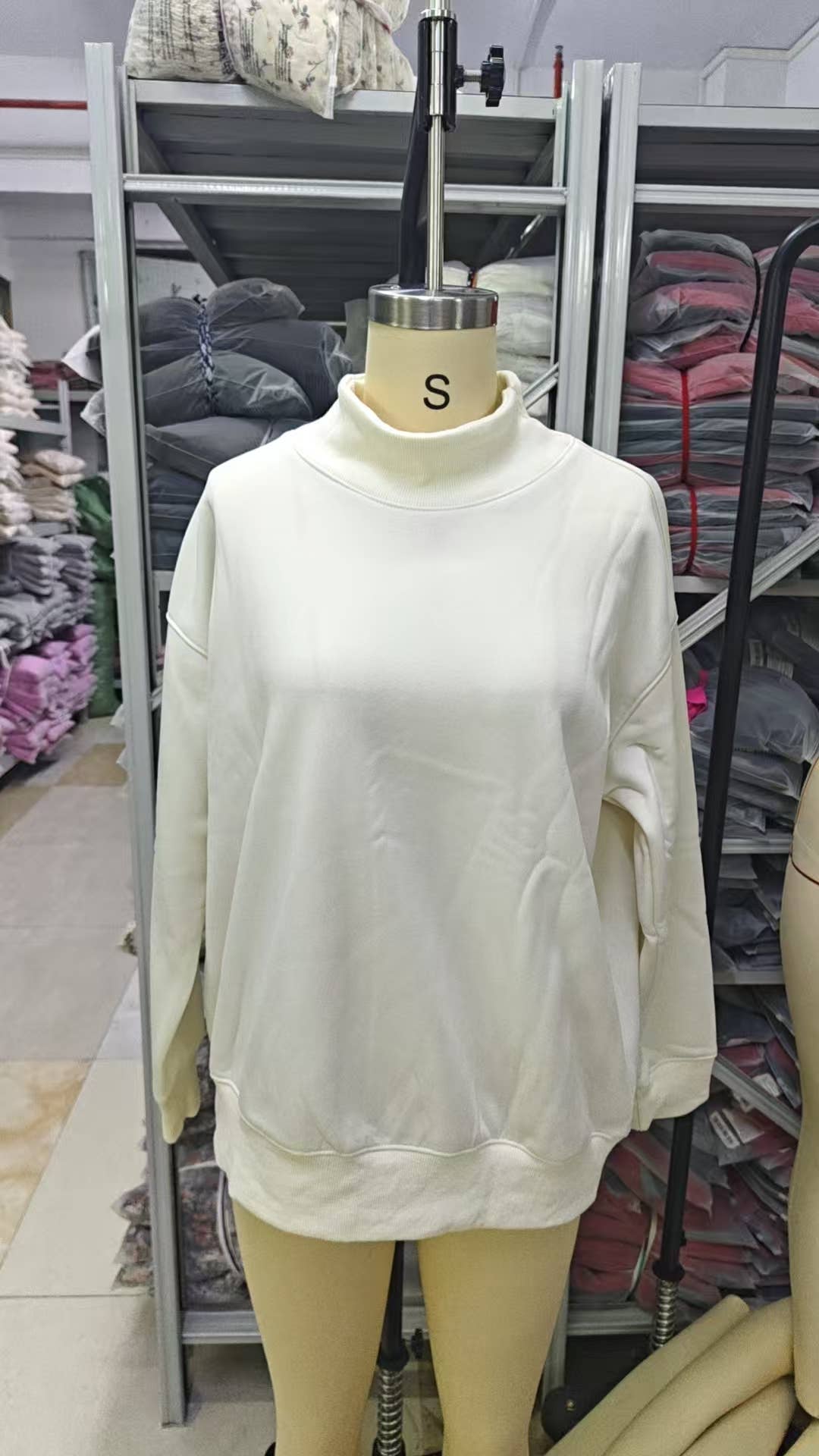 EmberLoom Oversized Mock Neck Top Sweatshirt : Blue / Contemporary / L