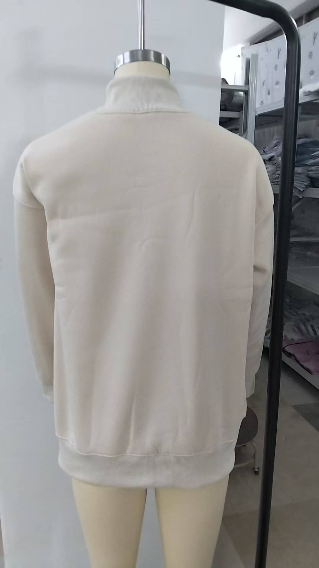 EmberLoom Oversized Mock Neck Top Sweatshirt : Black / Contemporary / L